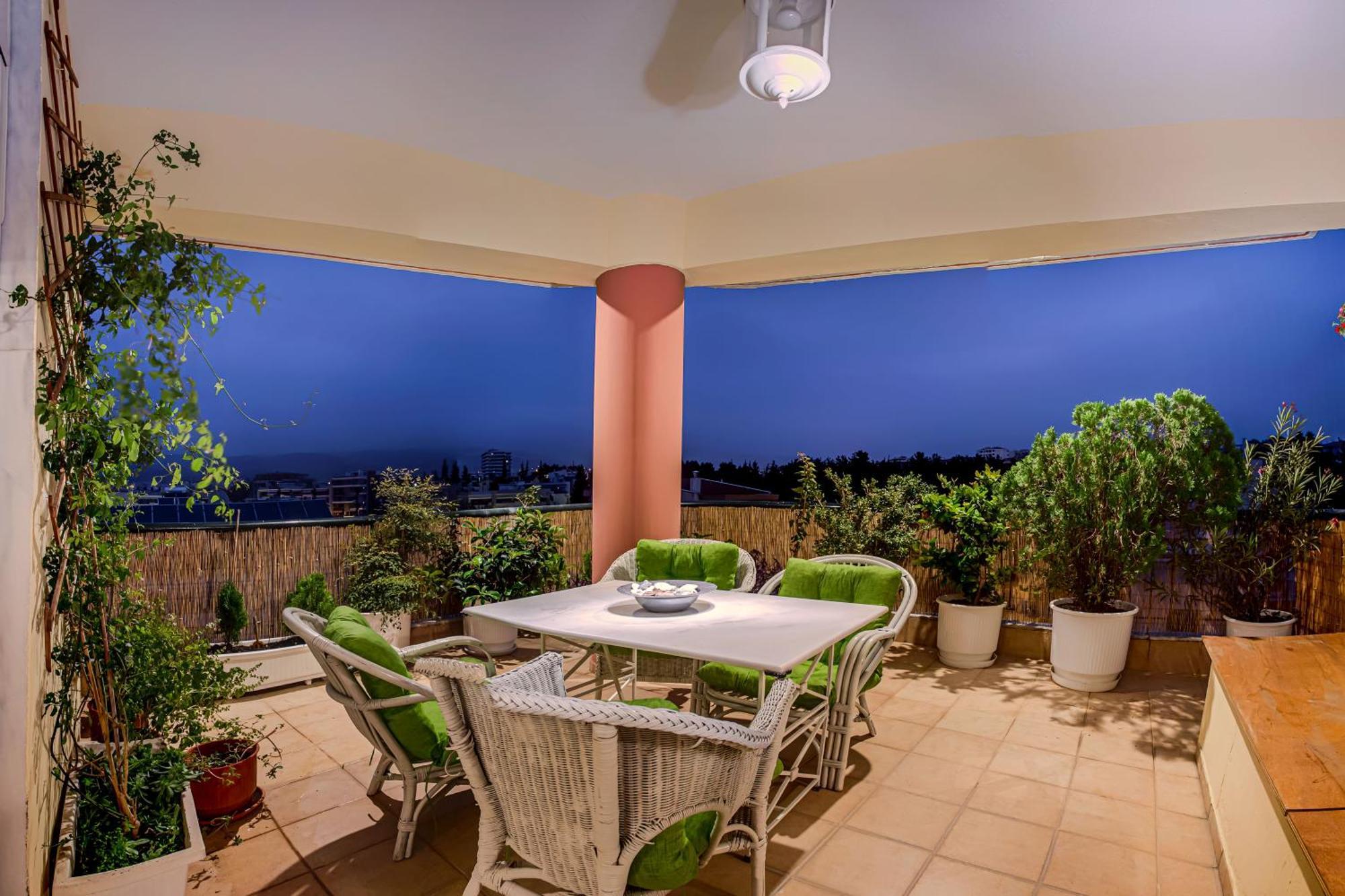 Celestial Garden-Thessaloniki'S Modern, Eclectic Penthouse With An Amazing View And Veranda المظهر الخارجي الصورة